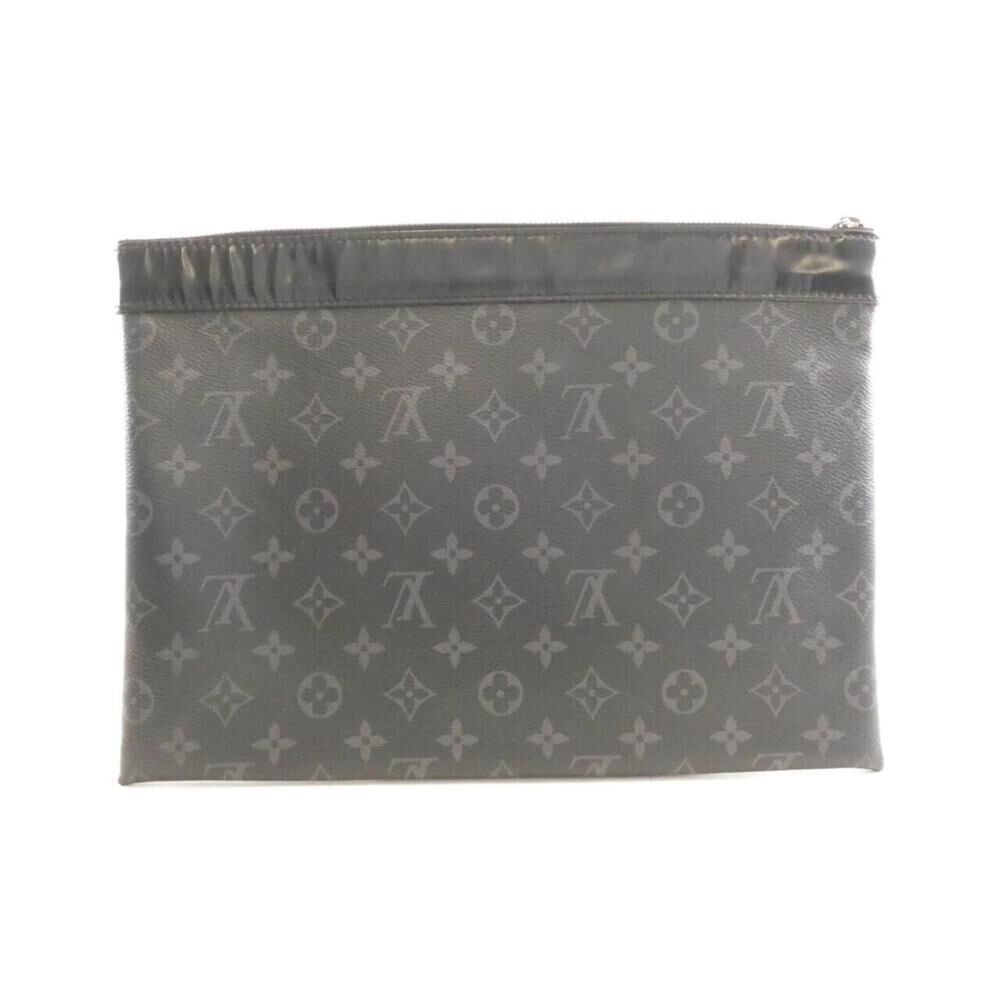 Louis Vuitton Clutch