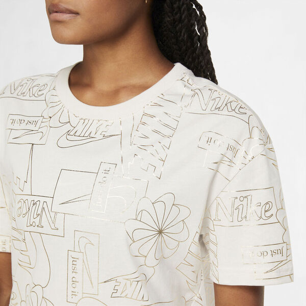 Nike Sportswear