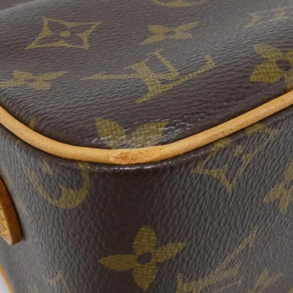 Louis Vuitton Shoulder Bags