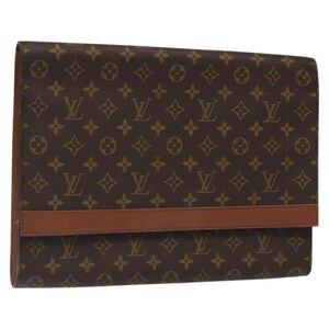 Louis Vuitton Clutch