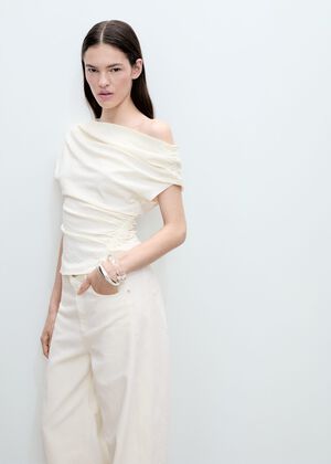 Asymmetric ruched top