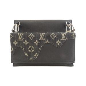 Louis Vuitton Shoulder Bags