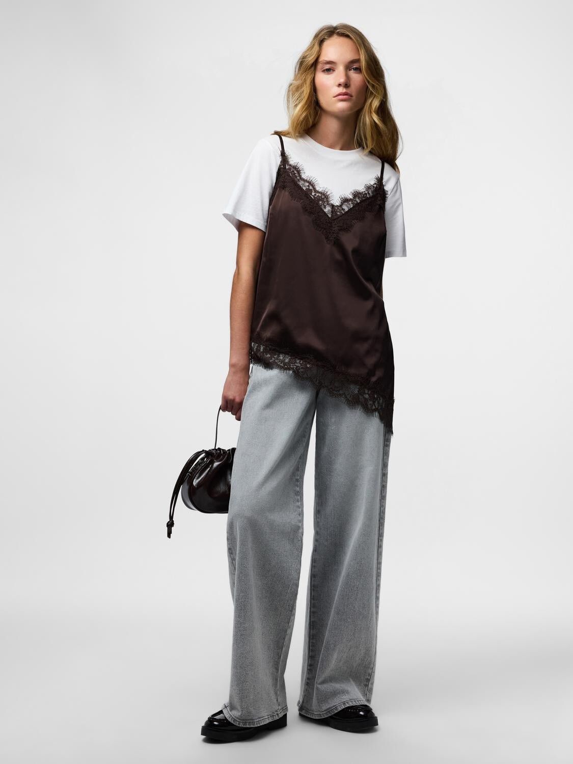 PCNOMI SL SATIN LACE TOP WVN D2D