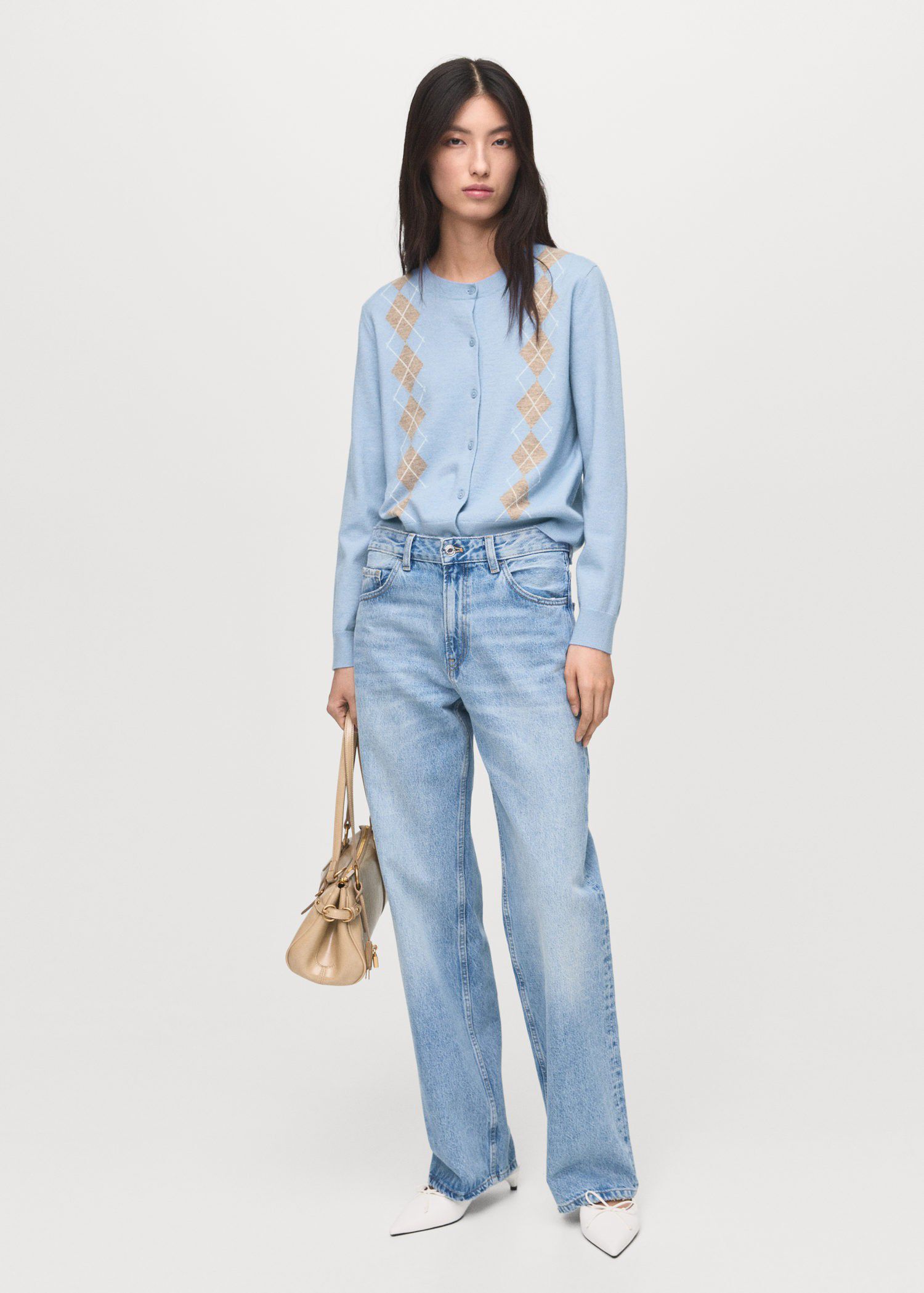 Knitted cardigan with diamonds