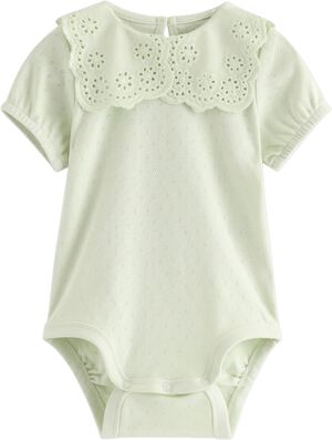 Body w lace collar
