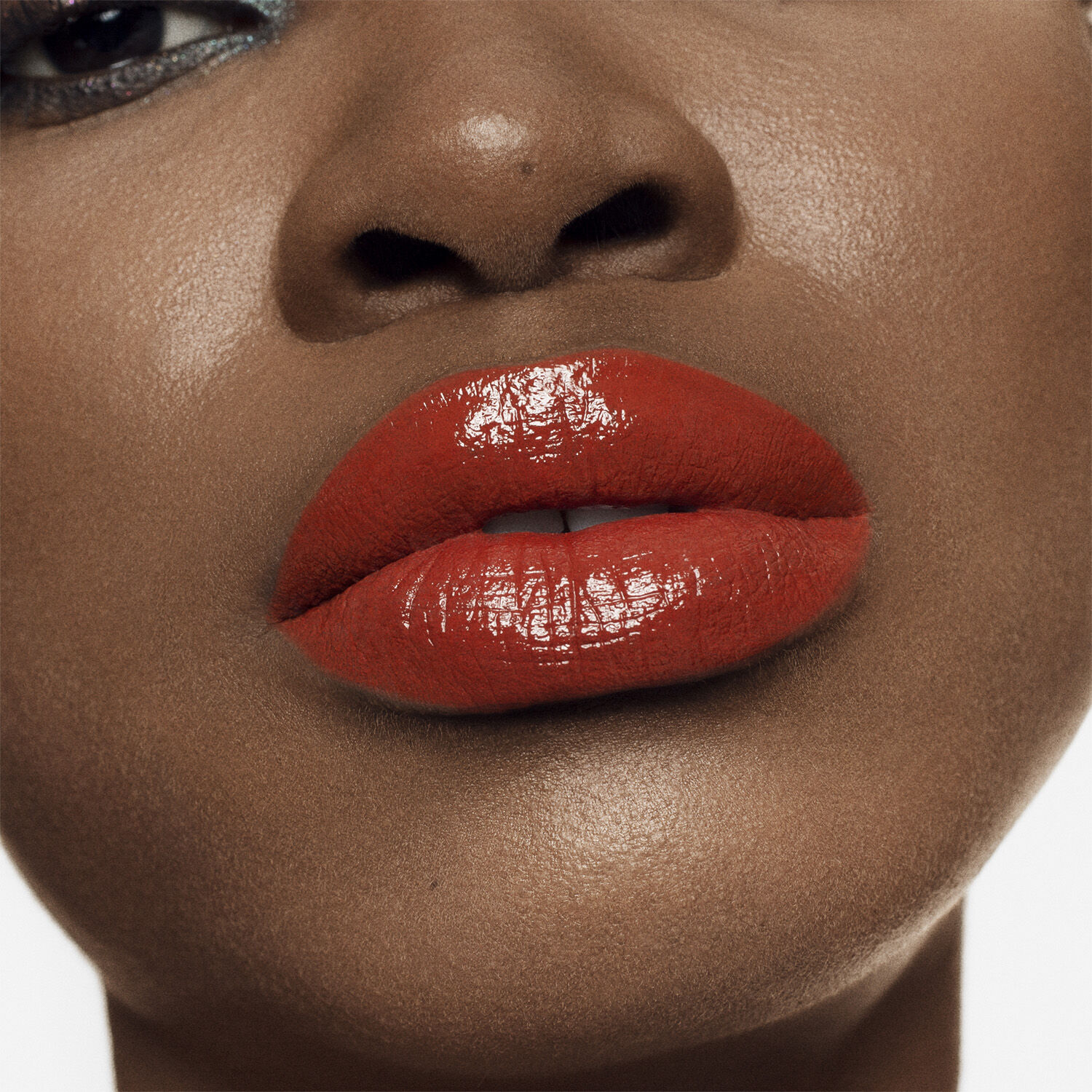 Liquid Lipstick Vinyl