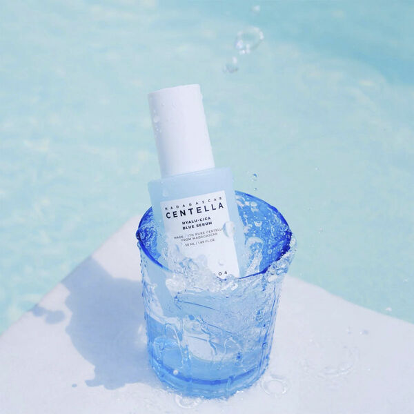 Madagascar centella Hyalu-Cica Blue Serum