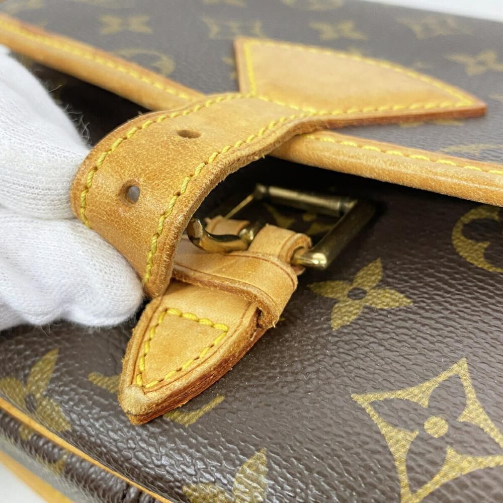 Louis Vuitton Sologne