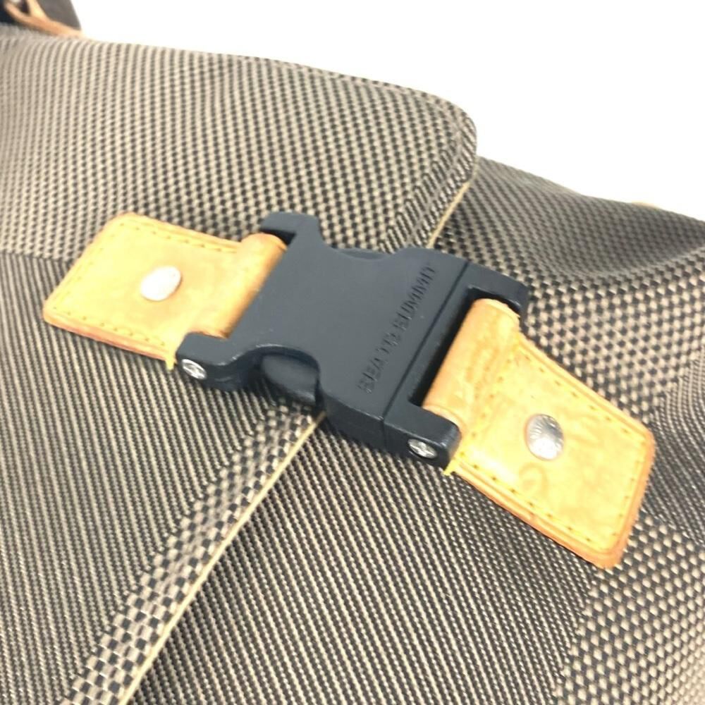Louis Vuitton Messenger