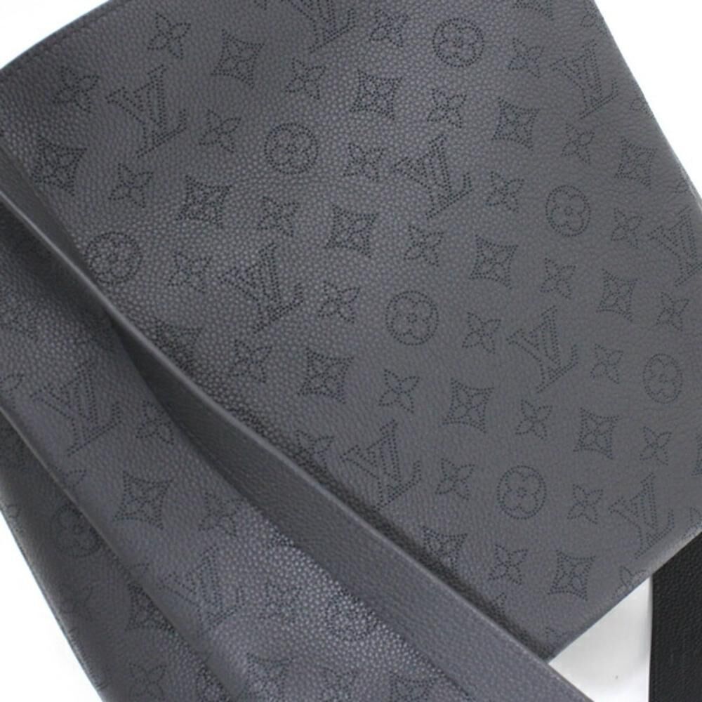Louis Vuitton Mahina