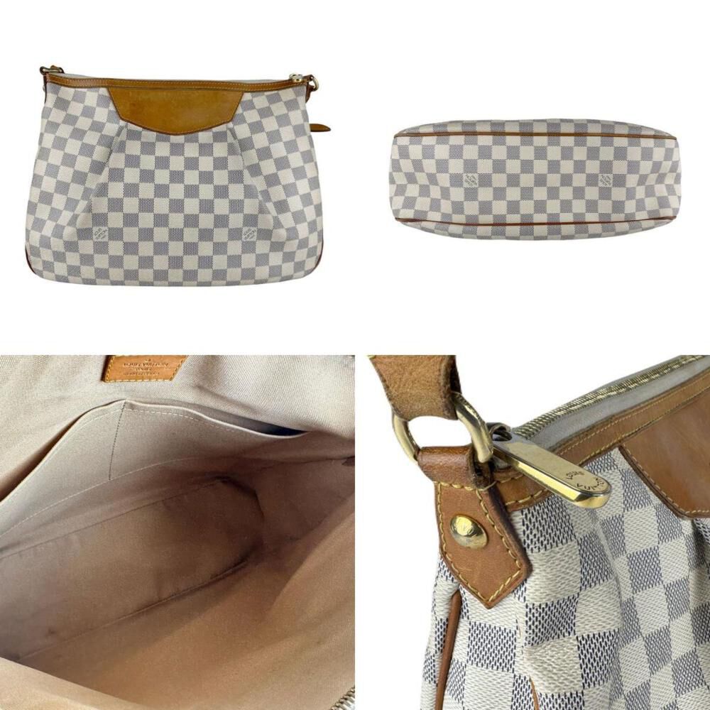 Louis Vuitton Shoulder Bags