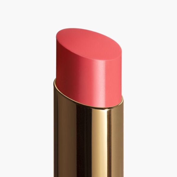 A Hydrating Tinted Lip Balm That Offers Buildable Colour For Better-Lo