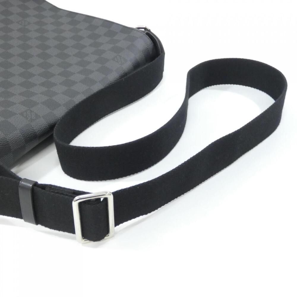 Louis Vuitton District