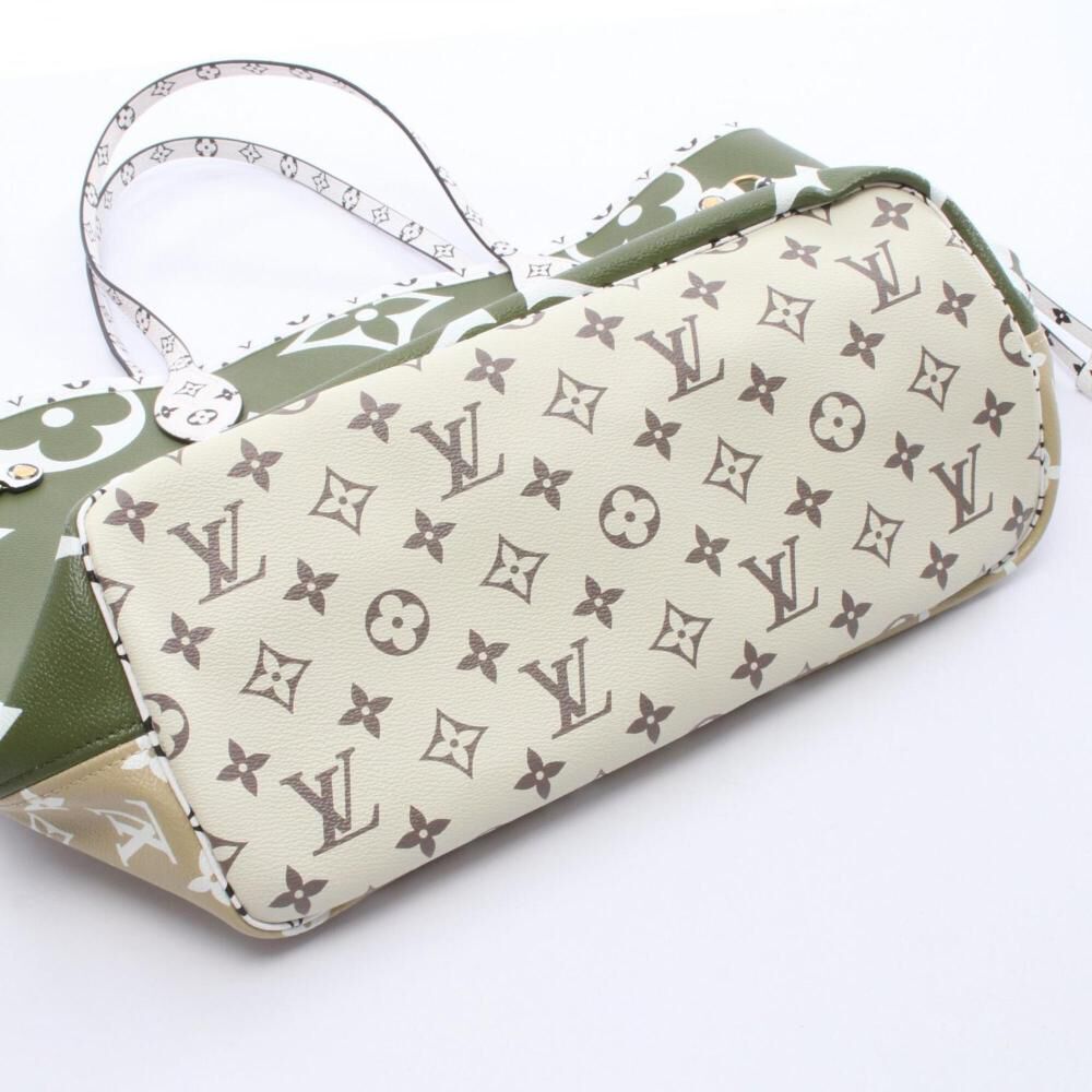 Louis Vuitton Neverfull