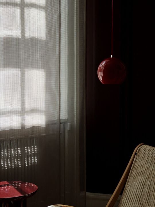 Topan Pendant VP6, Vermilion Red