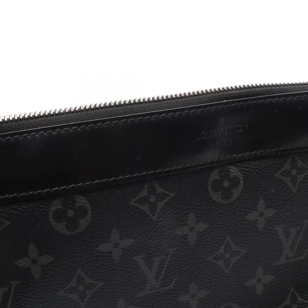 Louis Vuitton Clutch