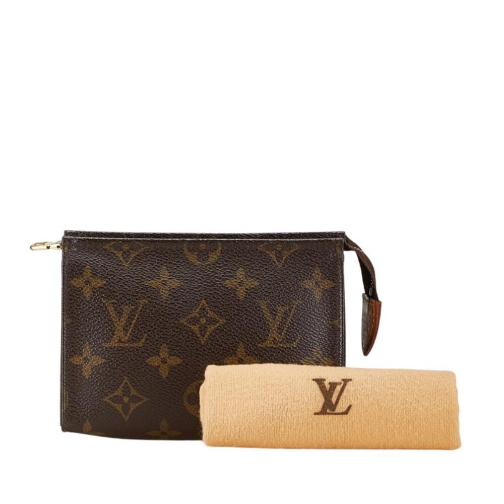Louis Vuitton Clutch