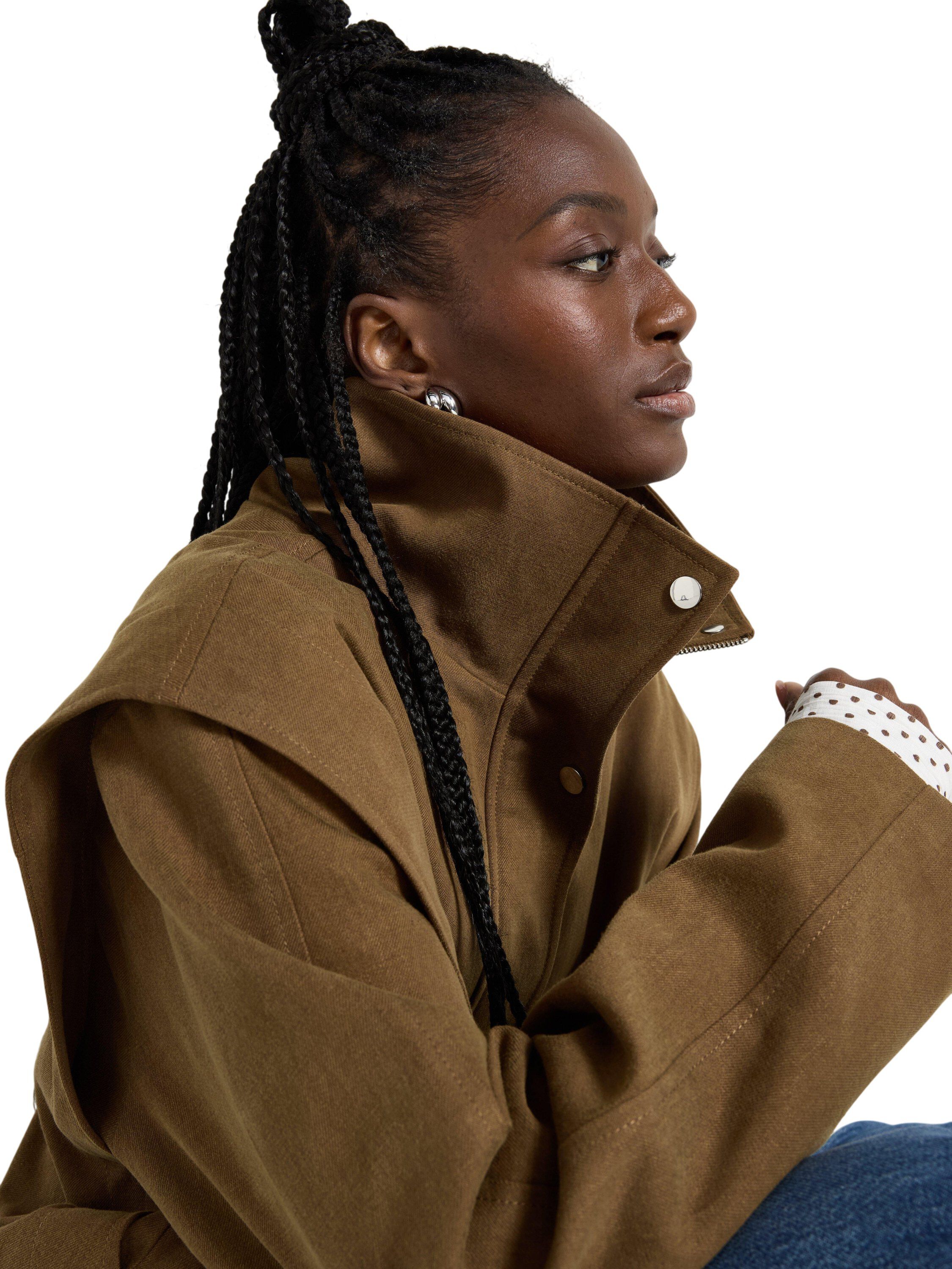 Woven jacket with a straight fit, f