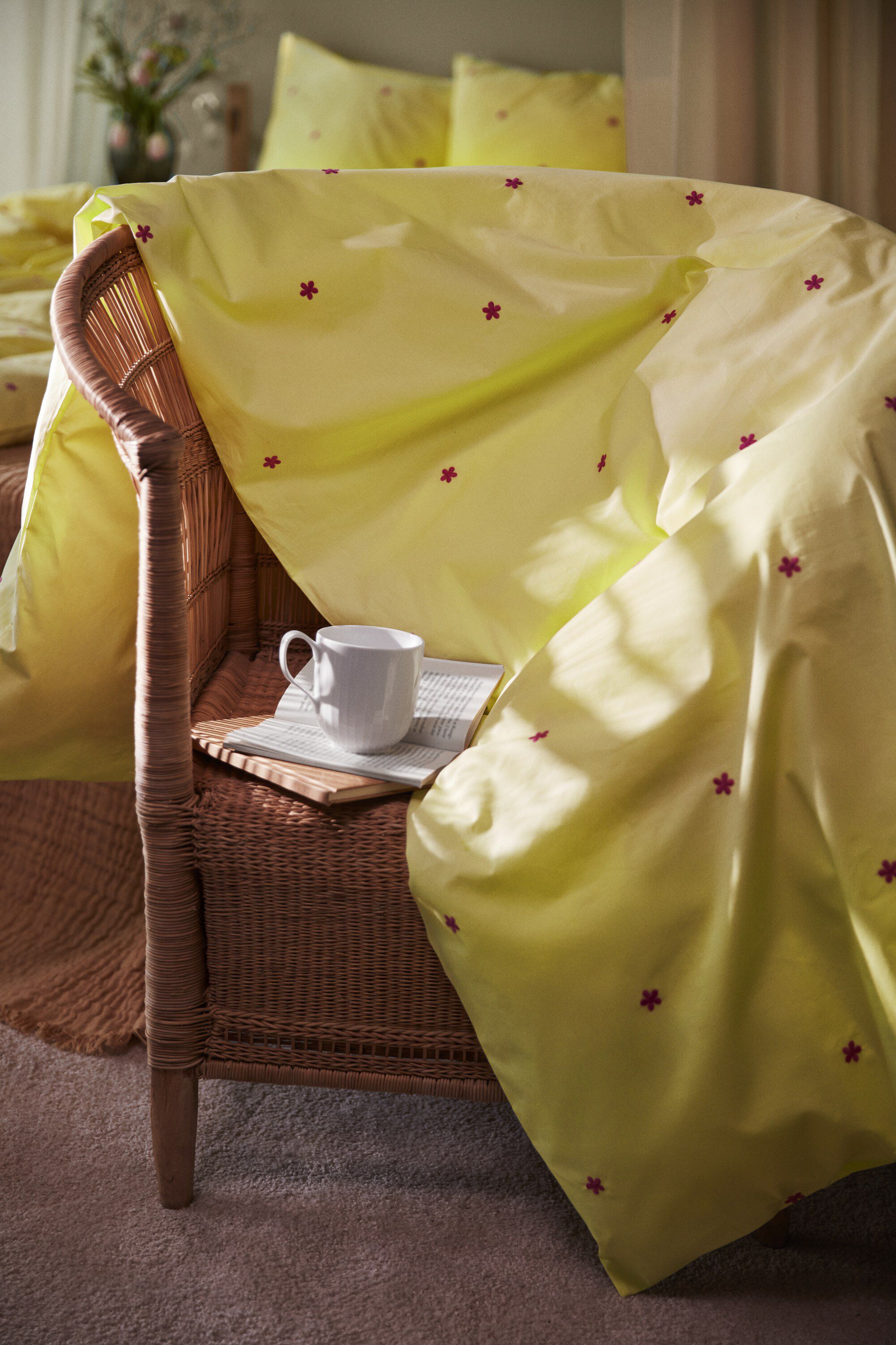 Daisy Senget&oslash;j 200x220 cm gul DK