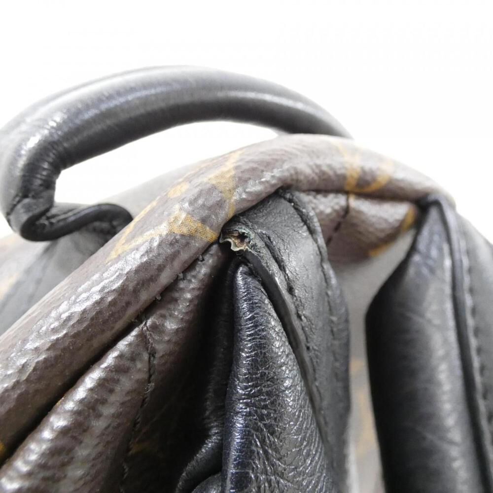 Louis Vuitton Palm Springs