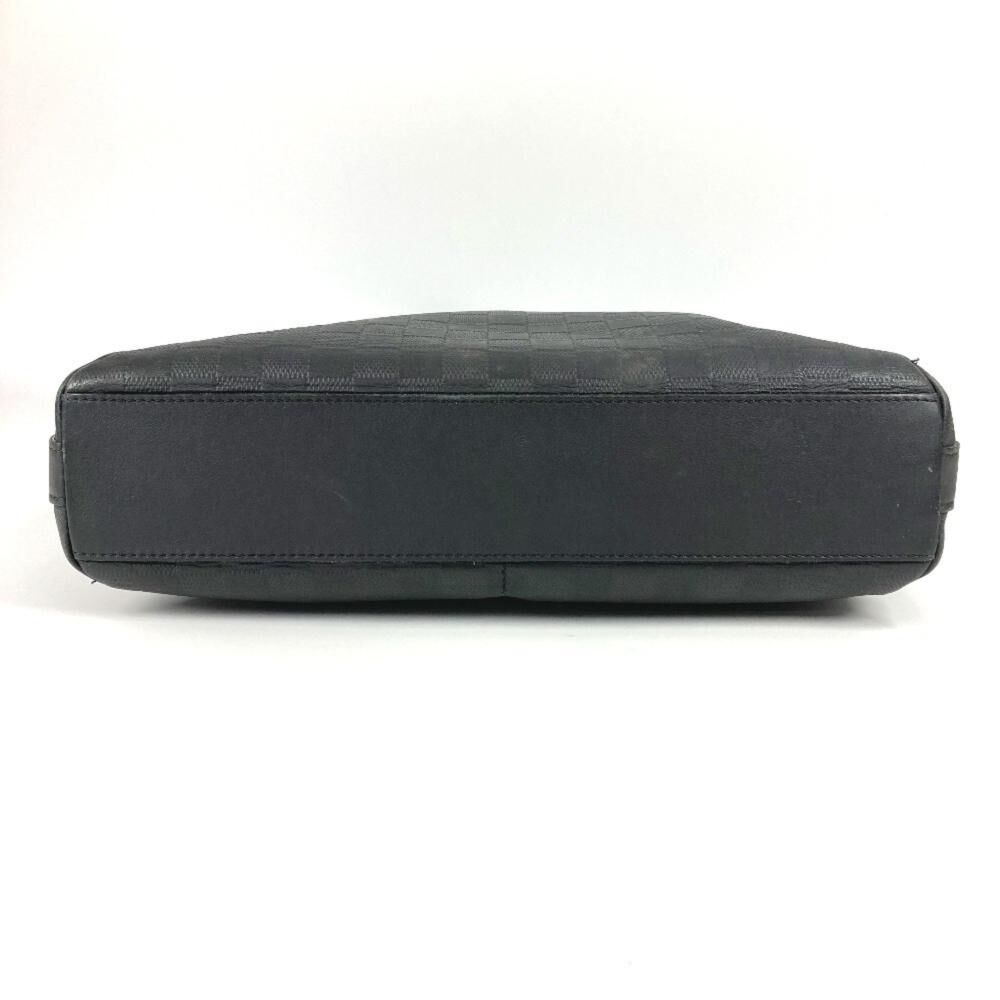 Louis Vuitton Messenger