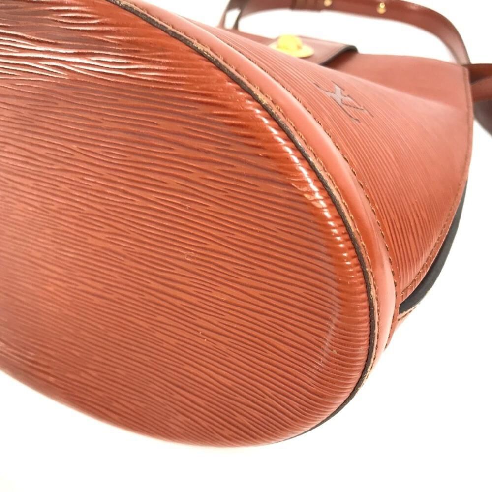 Louis Vuitton Shoulder Bags