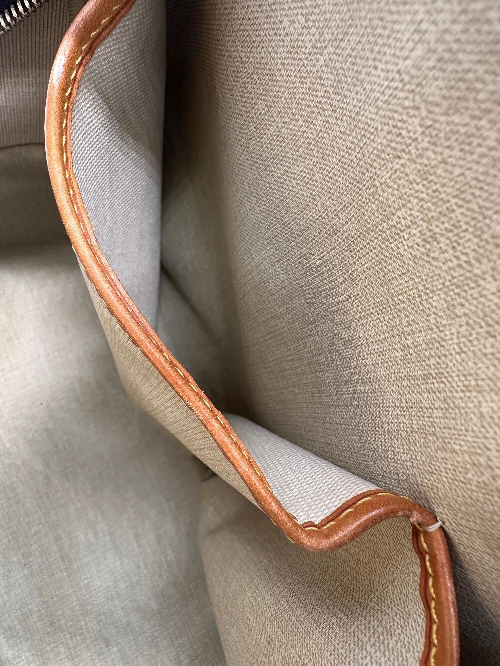 Louis Vuitton Deauville