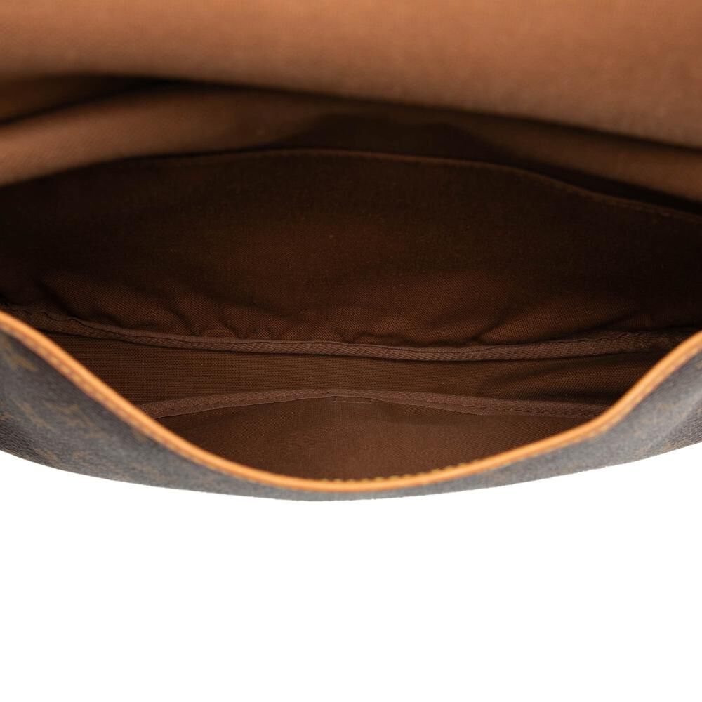 Louis Vuitton Saumur