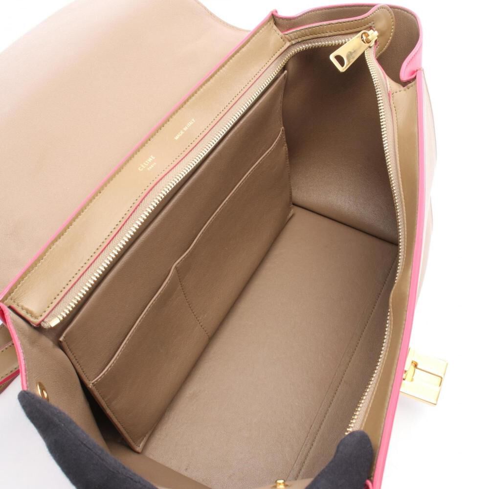 C&eacute;line Trapeze