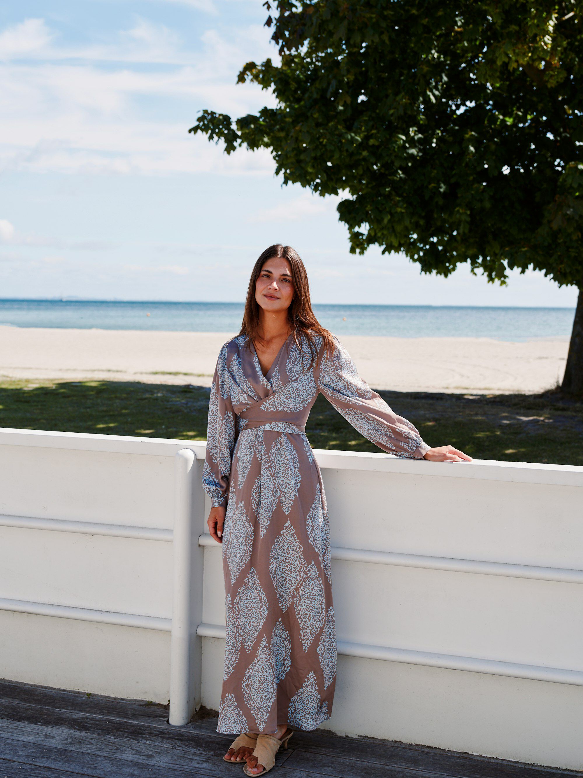 Bretti Paisley Drop Dress