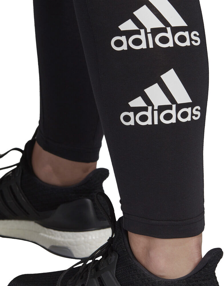 Must Haves Stacked Logo tights