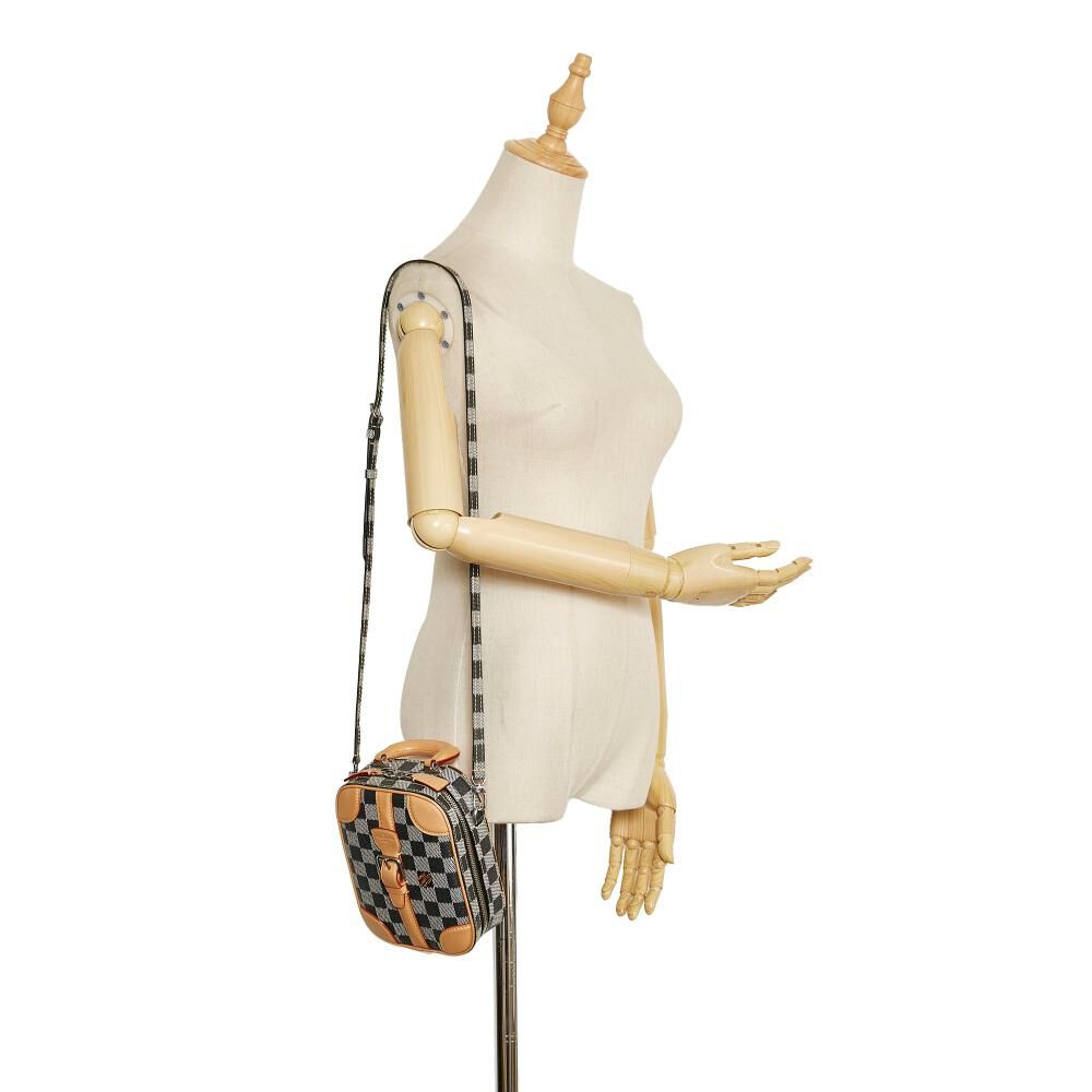 Louis Vuitton Shoulder Bags