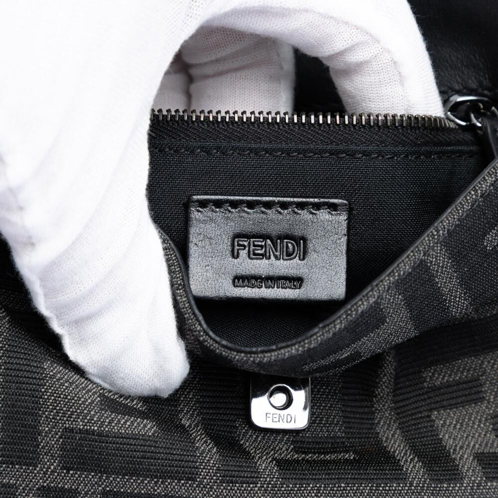 Fendi Baguette
