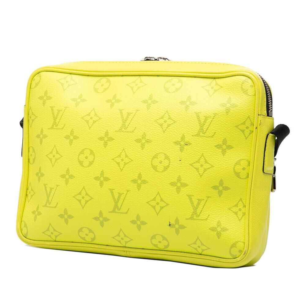 Louis Vuitton Messenger