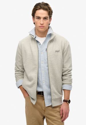 ESSENTIAL LOGO TRACK TOP