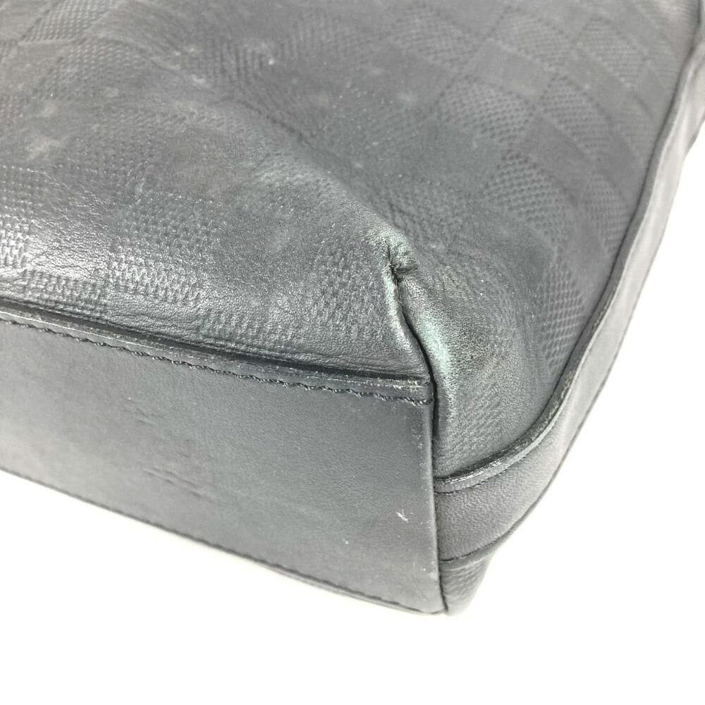 Louis Vuitton Messenger