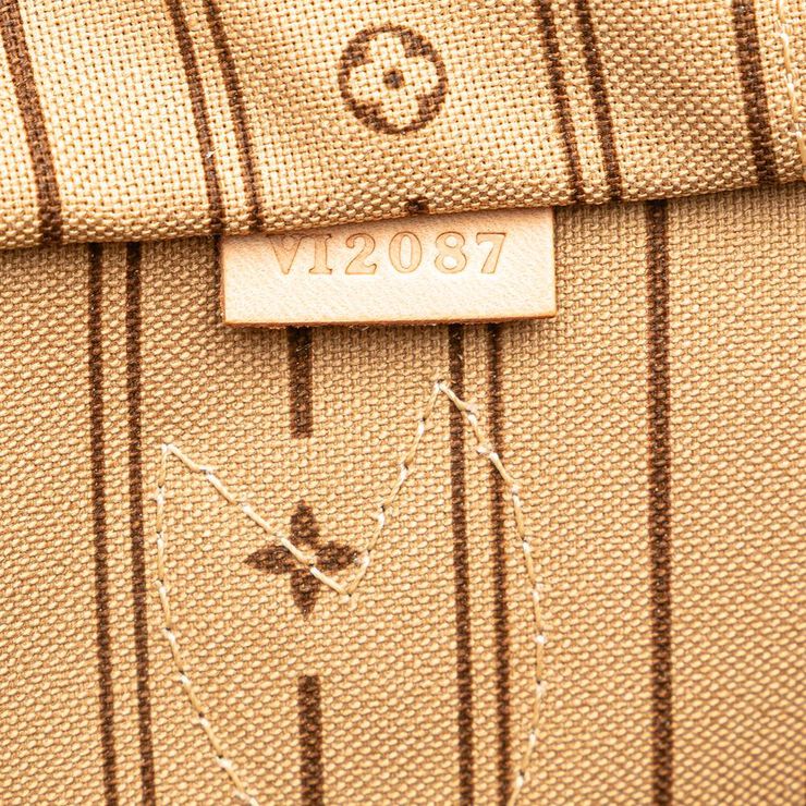 Louis Vuitton Neverfull