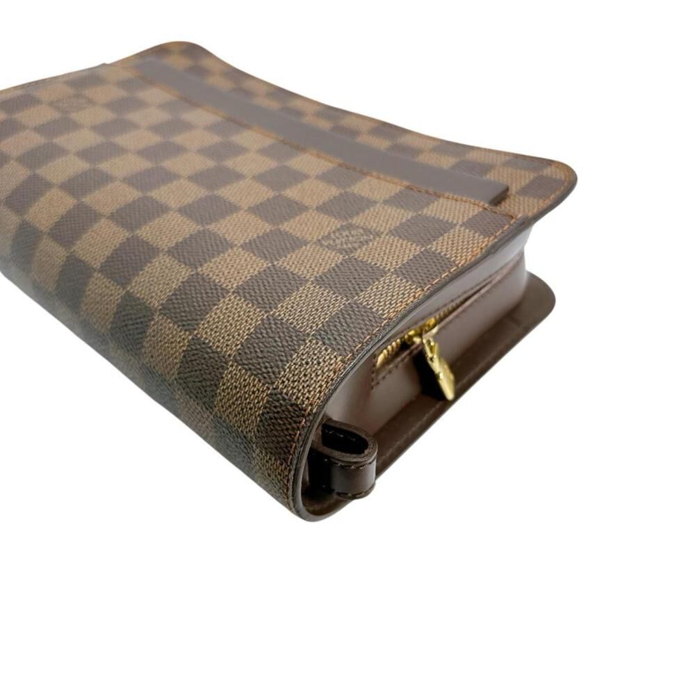 Louis Vuitton Clutch