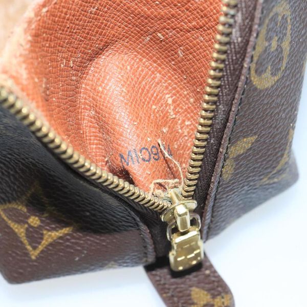 Louis Vuitton Pouch