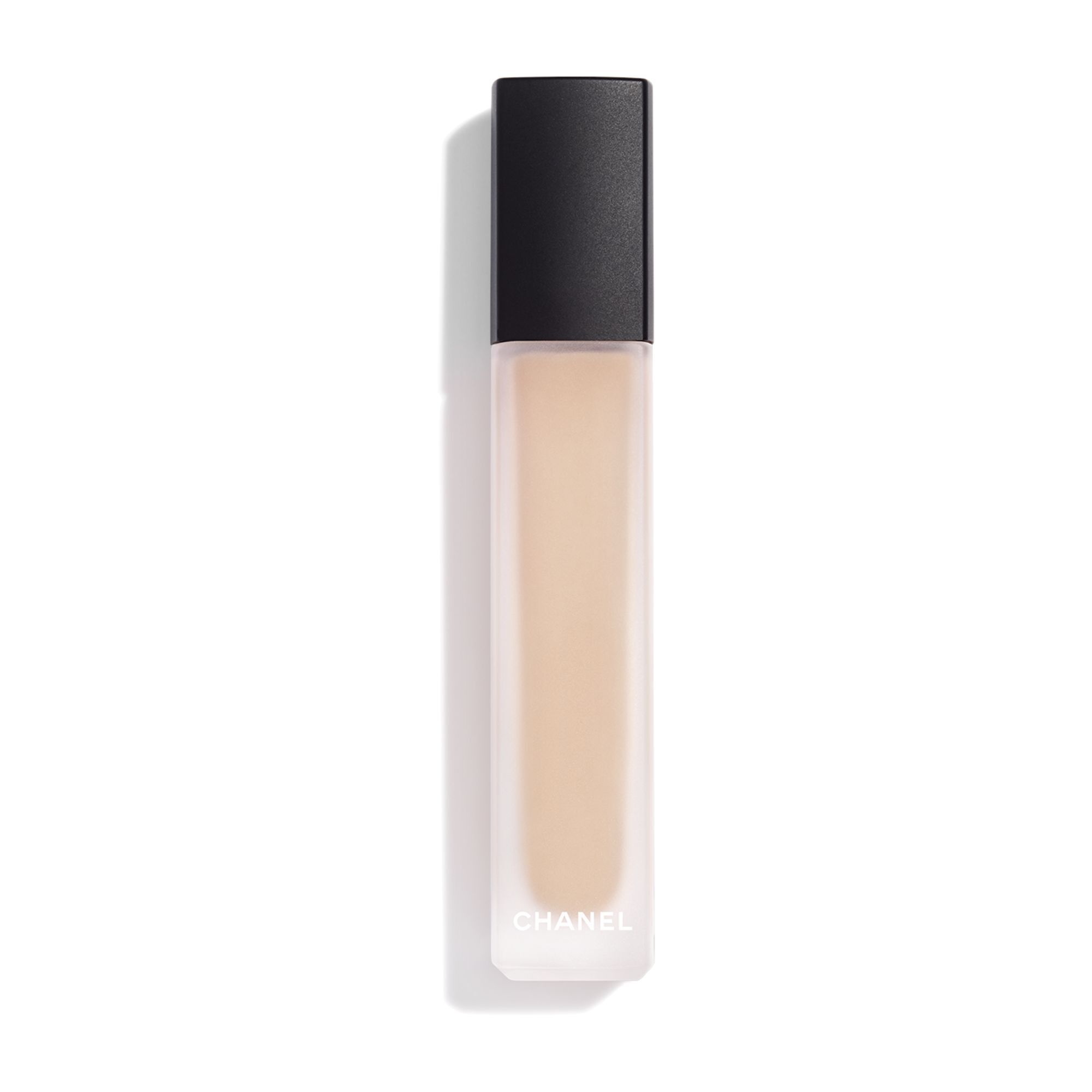 ULTRAWEAR  ALL-DAY COMFORT  FLAWLESS FINISH CONCEALER