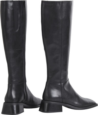 Tall boots low heel fra | 1799.00 DKK | Magasin.dk