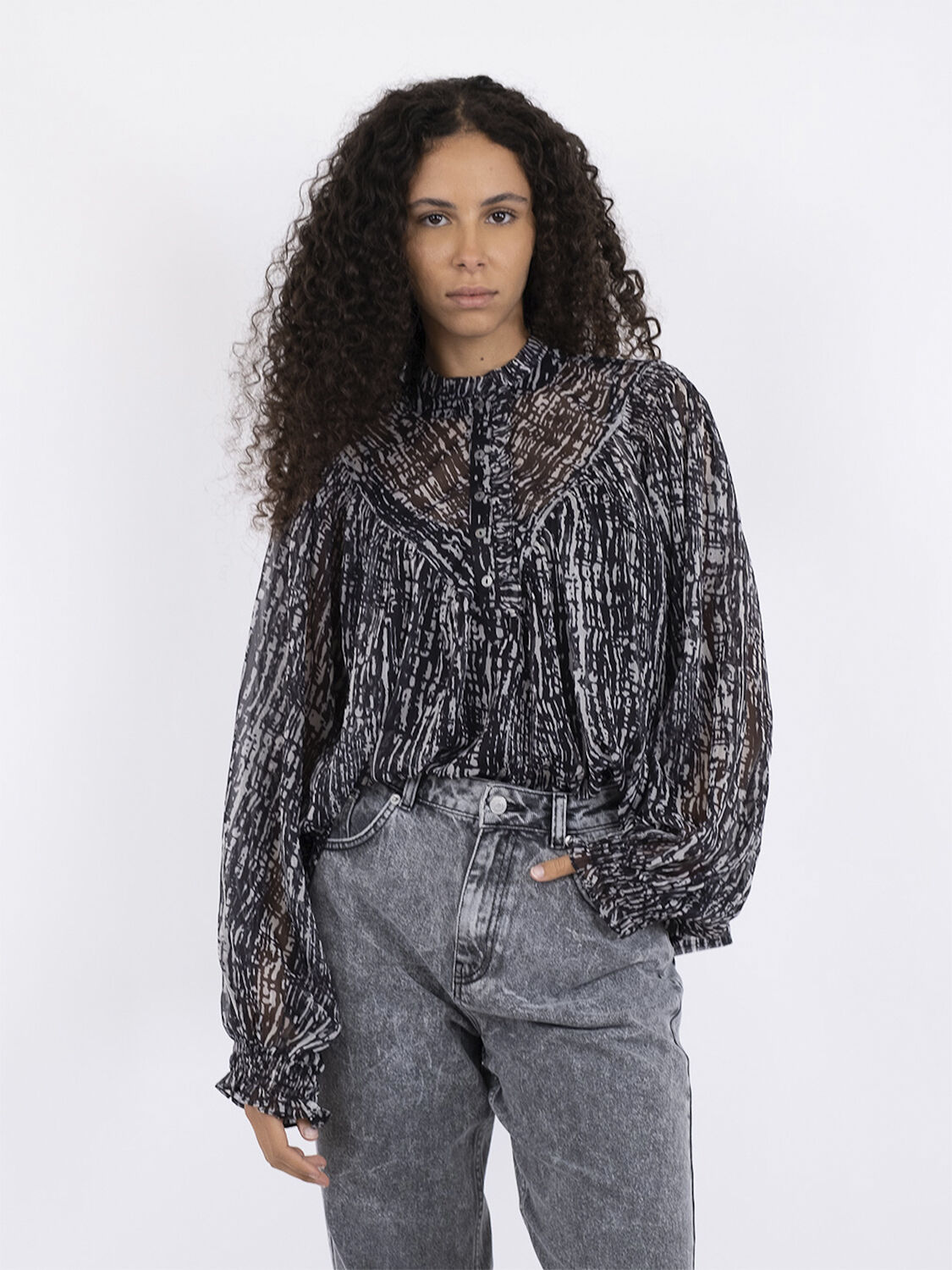 Flavi Graphic Drop Blouse