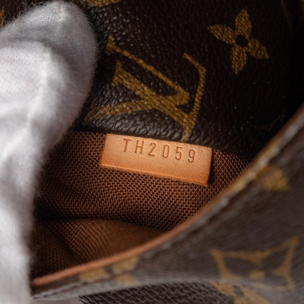 Louis Vuitton Totally