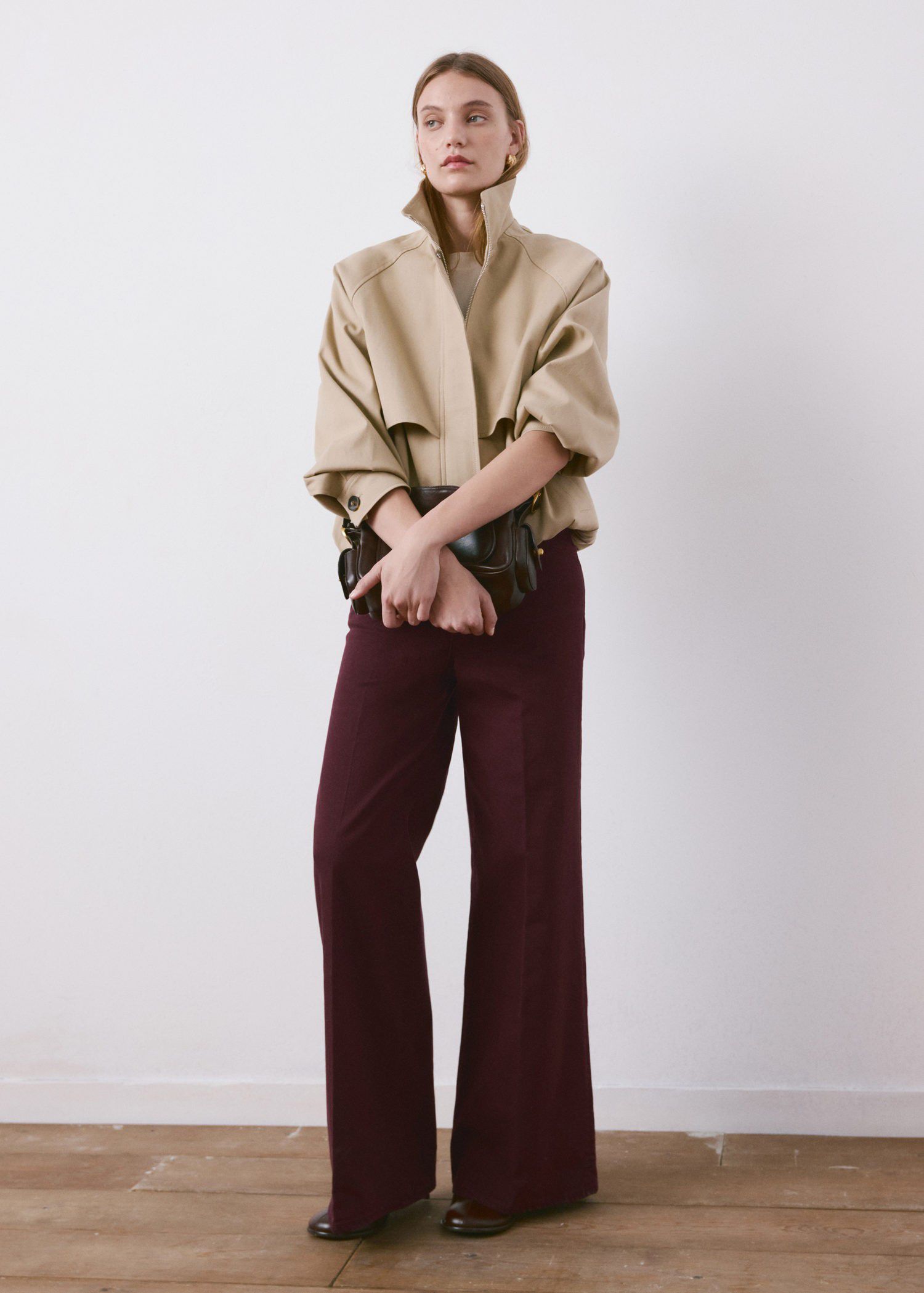 High-waisted wide leg jeans