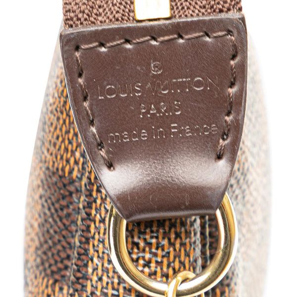 Louis Vuitton Pochette Accessoires