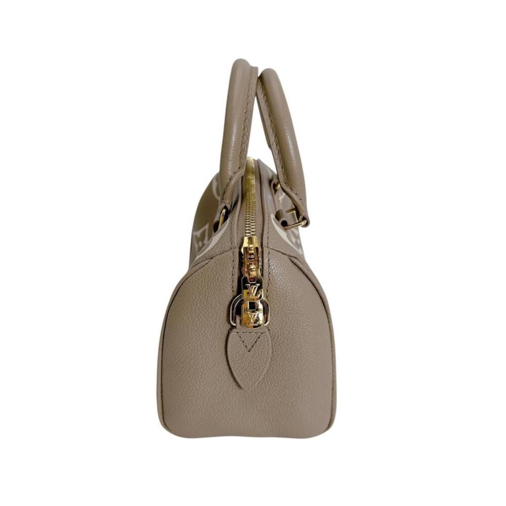 Louis Vuitton Speedy