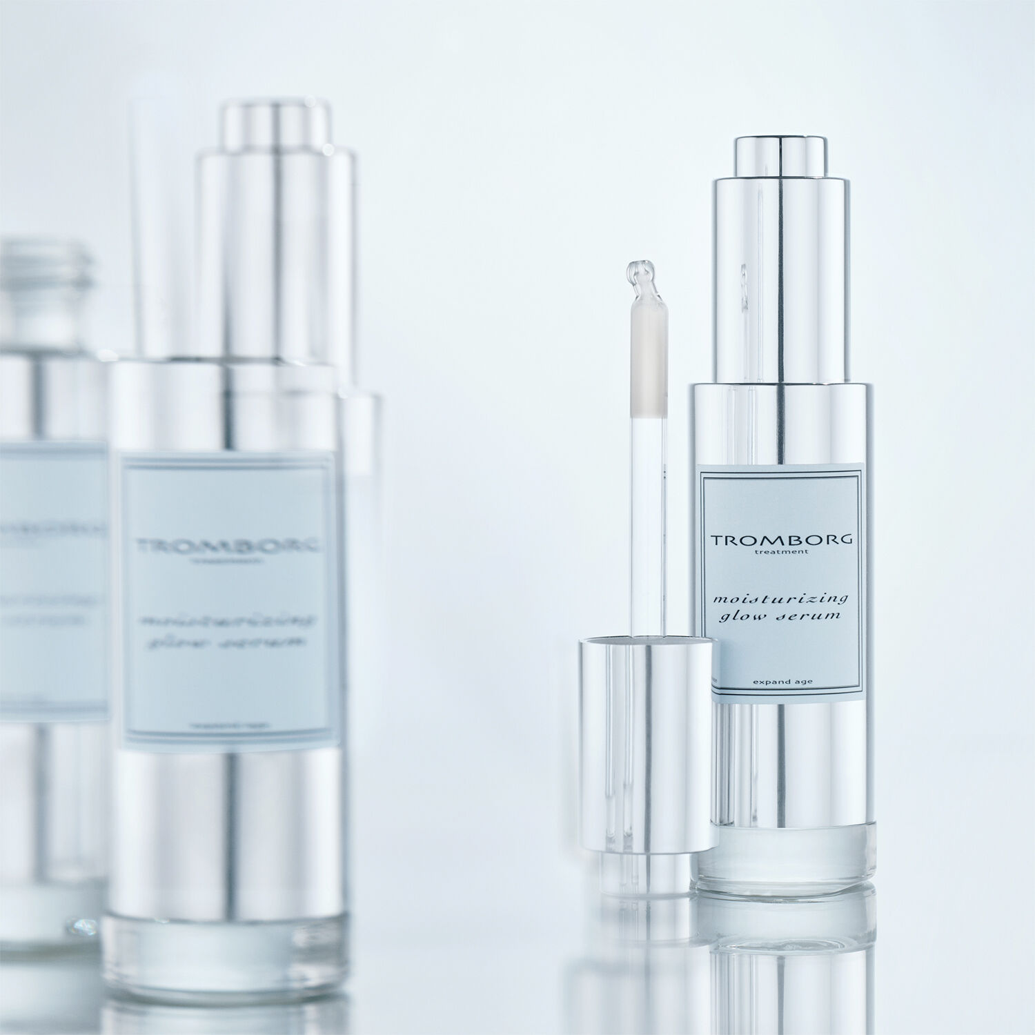 Moisturizing Glow Serum