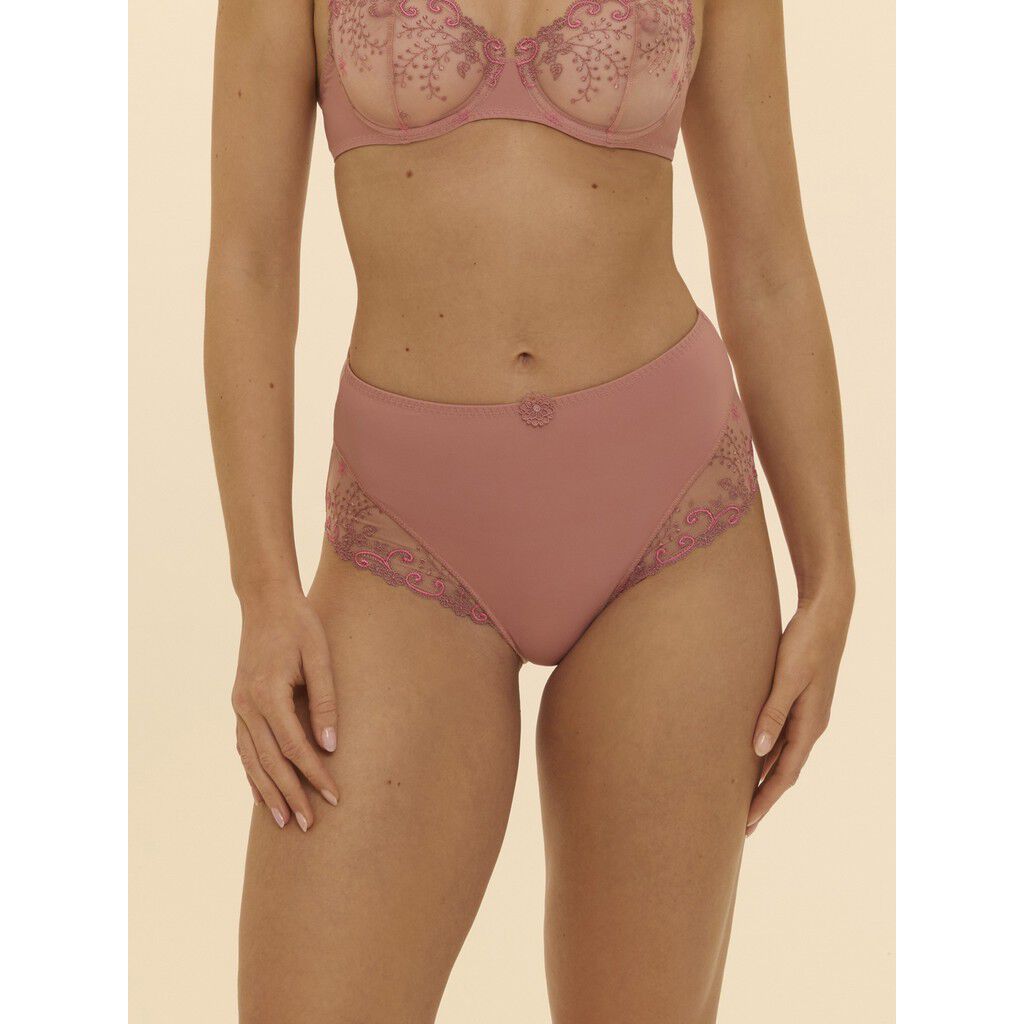 DEEP BRIEF
