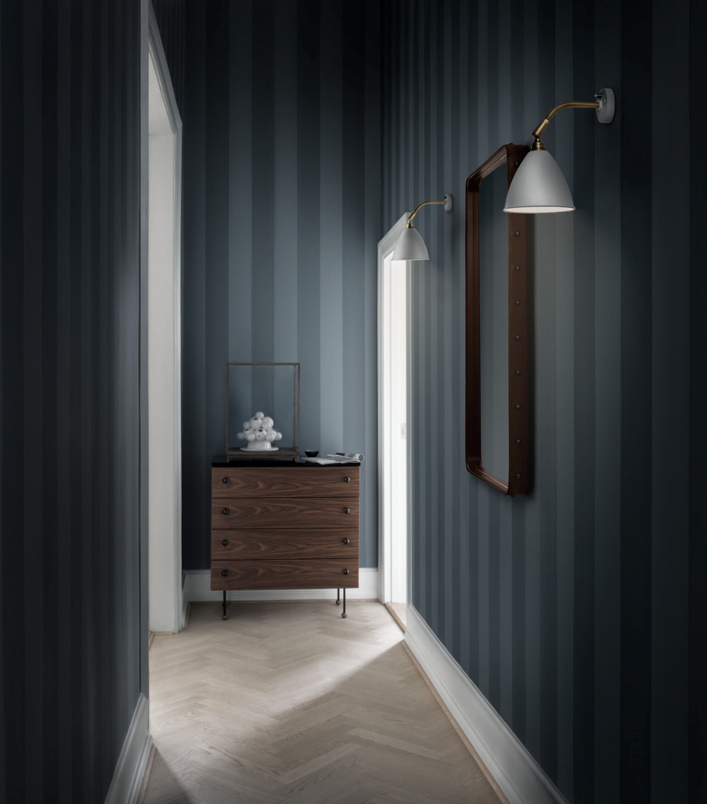 BL7 Wall Lamp - &Oslash;16 - Black Brass base