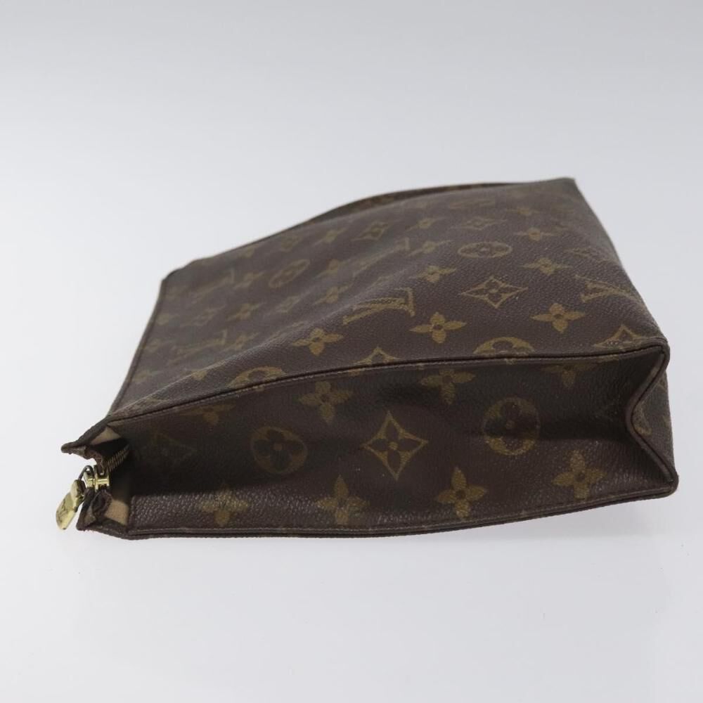 Louis Vuitton Poche Toilette